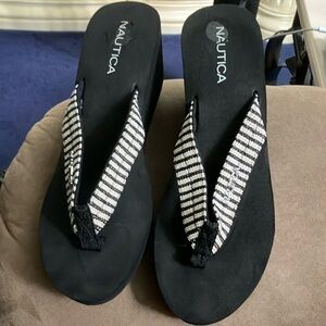 Nautica Black and White Sandals with Striped Design